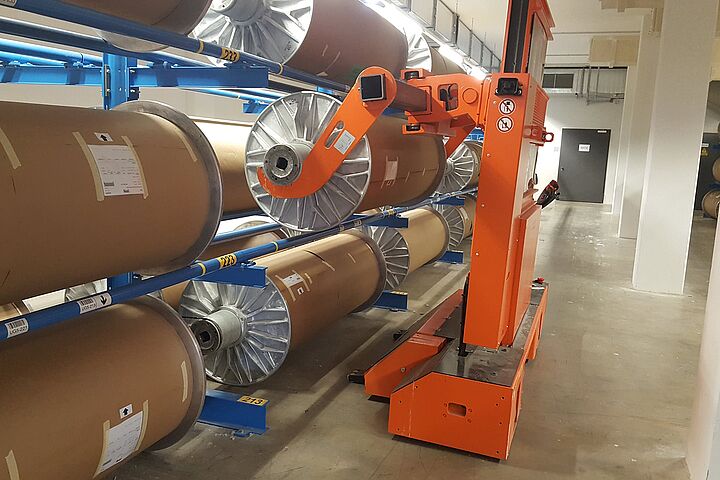 cantilever racking, storage of textile rolls