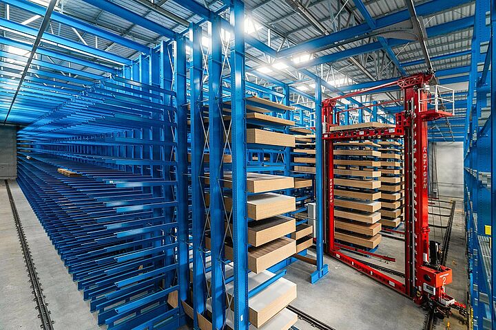 automatic warehouse, cantilever racking, stacker crane