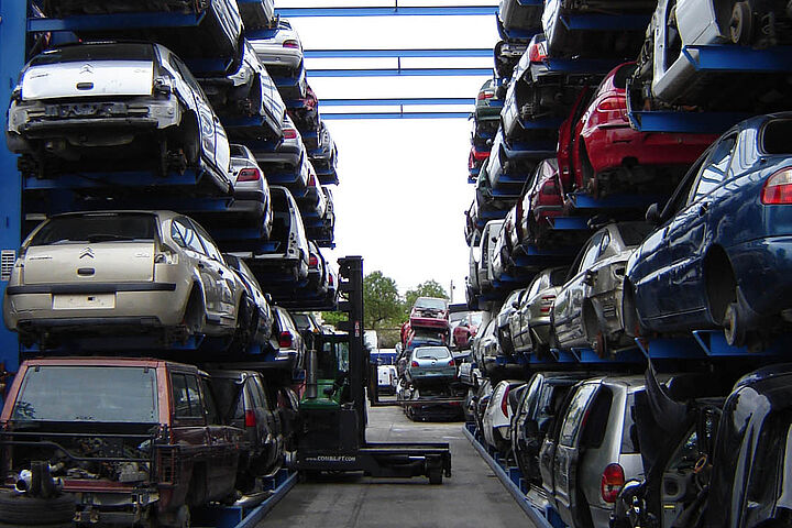cantilever racking for vehicle storage