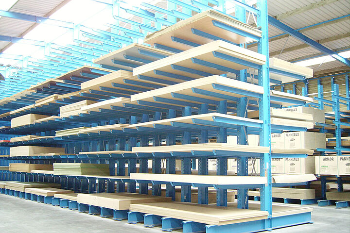 cantilever racking with roof for timber storage
