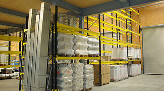 pallet racking and vertical racking