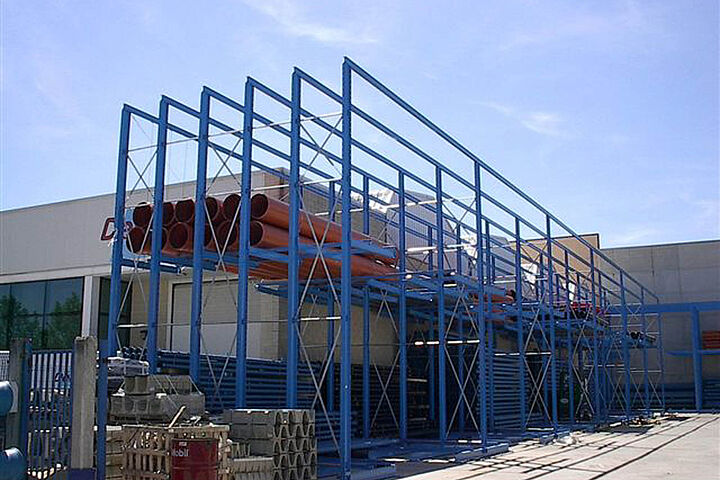 drive-in racking system