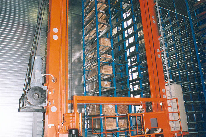 automatic warehouse, stacker crane